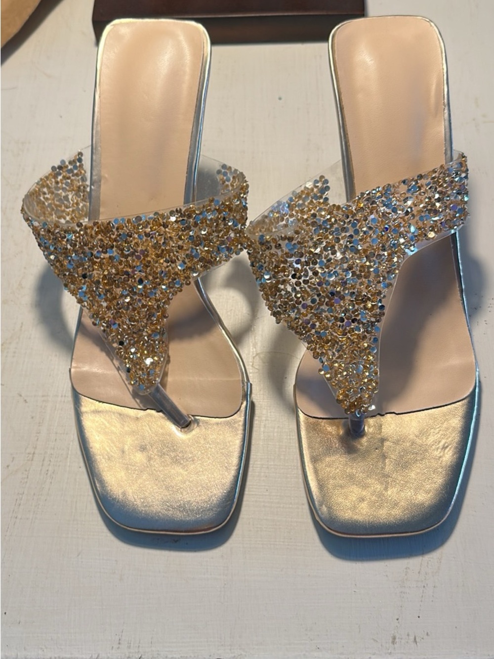 Embellished Gold Toe-Post Women's Dress Sandals
